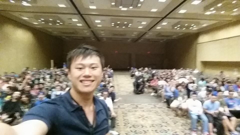 JeffreyGroupSelfi Selfie with everyone!